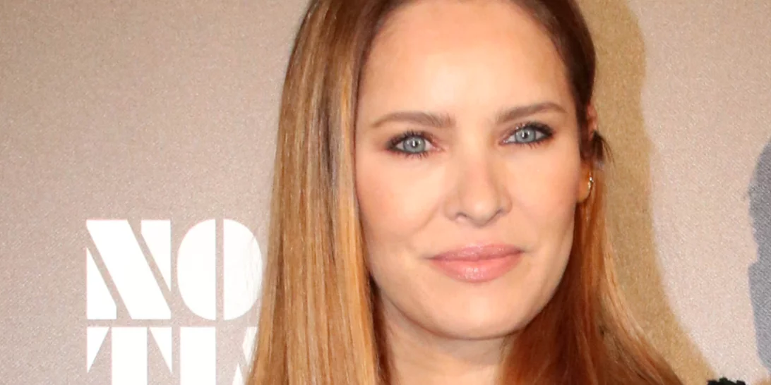 Anita Brand | Δύσκολες ώρες μετά τον θάνατο του πατέρα της (εικόνα)