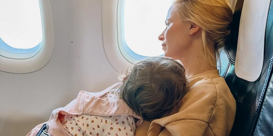 Η Νάντια Μπουλέ με τη μικρή Σεμέλη στο πρώτο τους ταξίδι στο εξωτερικό