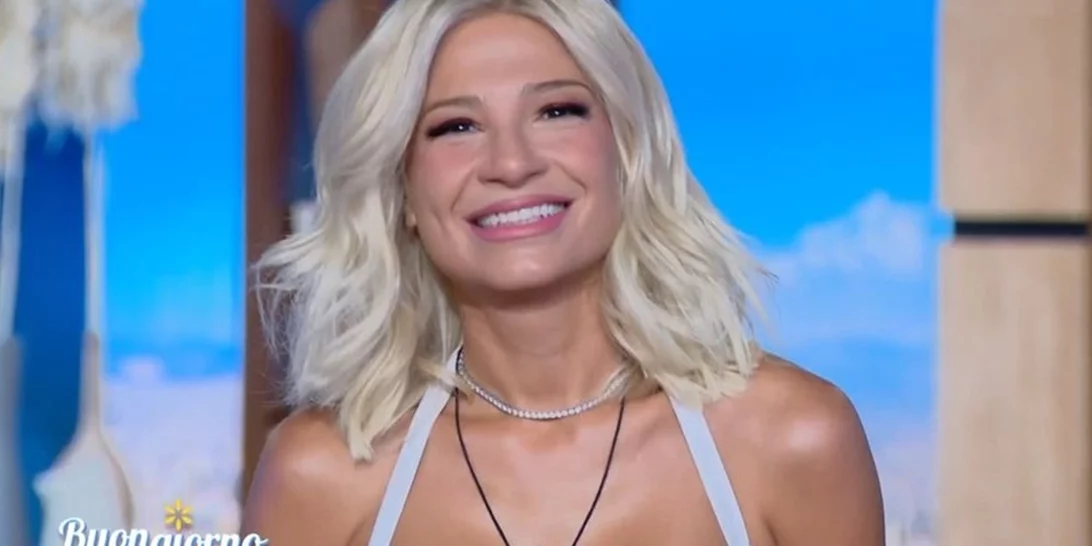 Η Φαίη Σκορδά έκανε πρεμιέρα στο Mega: "Έχουμε πολλά να πούμε και πολλά να σας πω"