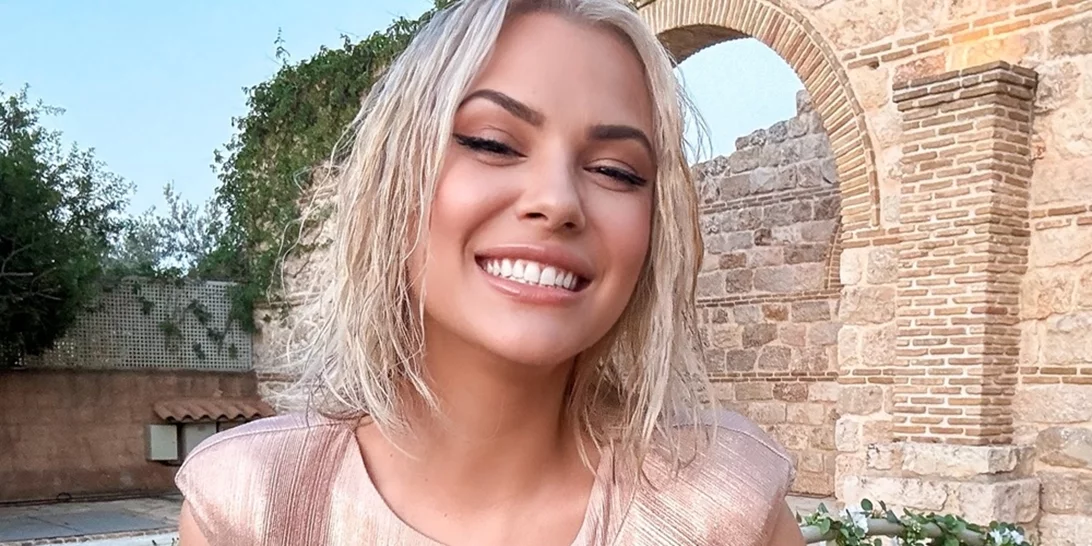 "Αυτό το κούρεμα σου πάει πολύ, πολύ φρέσκο" | Η Λάουρα Νάργες άλλαξε τα μαλλιά της