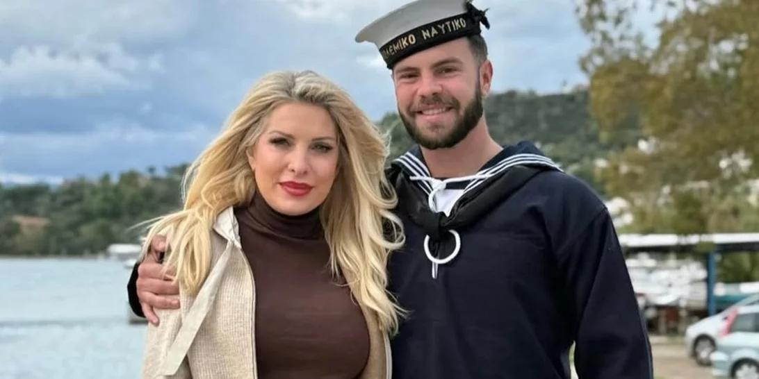 Έξοδος από το Ναυτικό για τον Άγγελο Λάτσιο | Η cozy χριστουγεννιάτικη βραδιά στο σαλόνι του