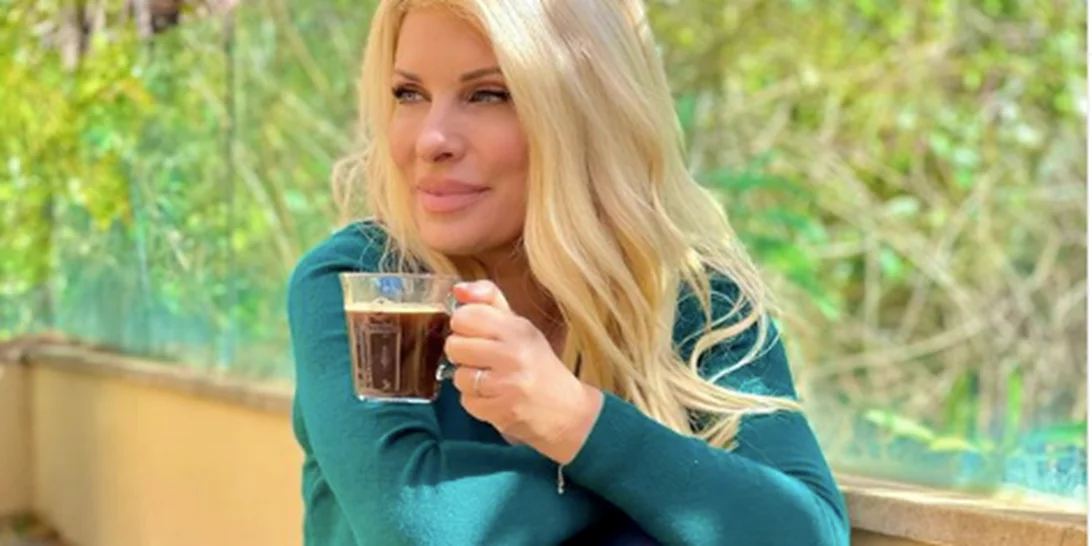 Το casual outfit της Ελένης Μενεγάκη για τη Μετακίνηση #6