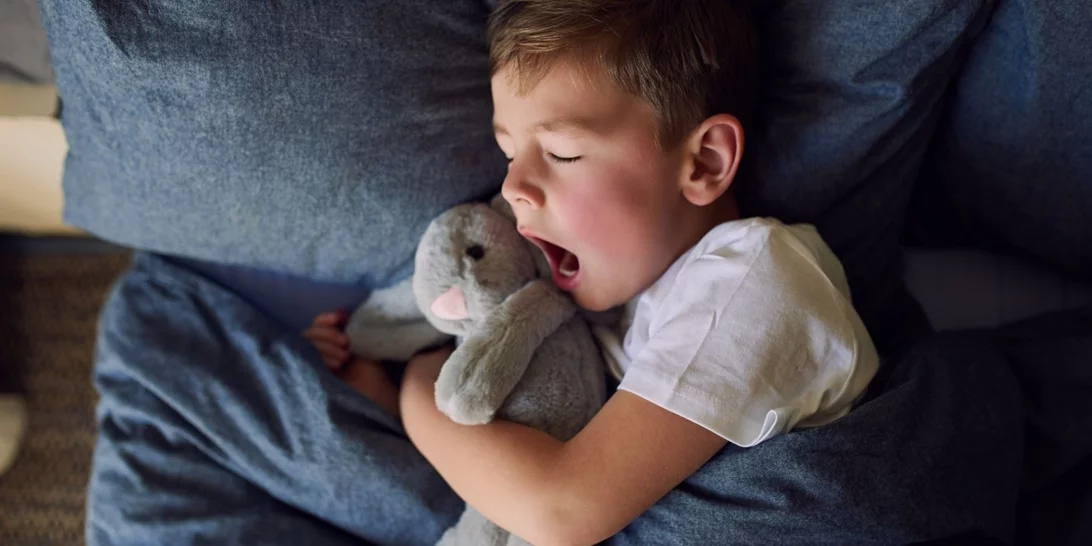 Γιατί τα παιδιά πρέπει να κοιμούνται πριν τις 8 το βράδυ;