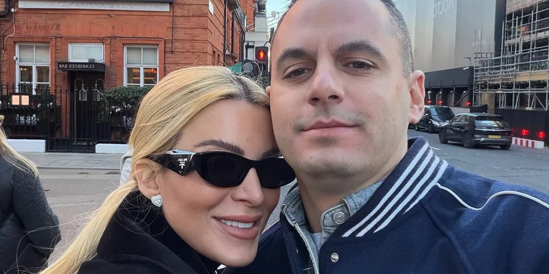 Κατερίνα Καινούργιου | Το ρομαντικό δώρο του Παναγιώτη Κουτσουμπή λίγο πριν γίνουν γονείς