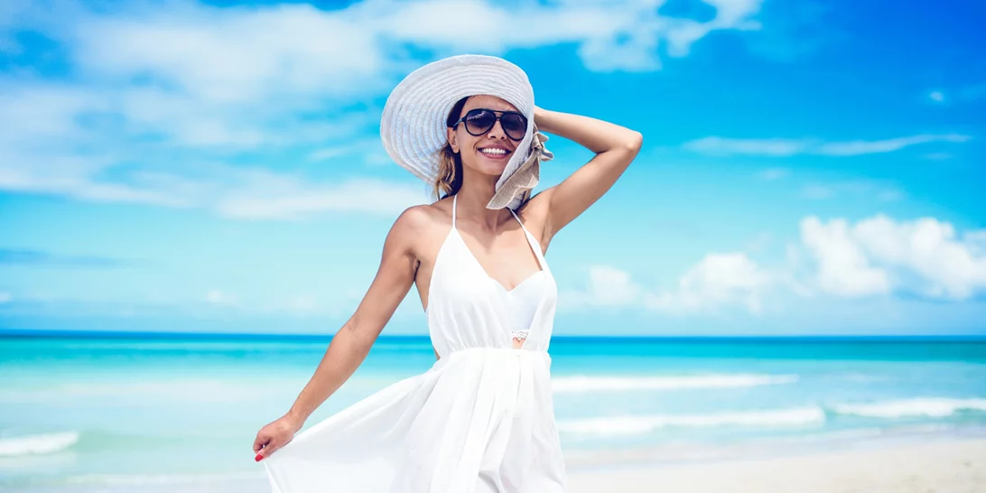 Τα φορέματα - καφτάνια που θα αναβαθμίσουν το στιλ των διακοπών σου