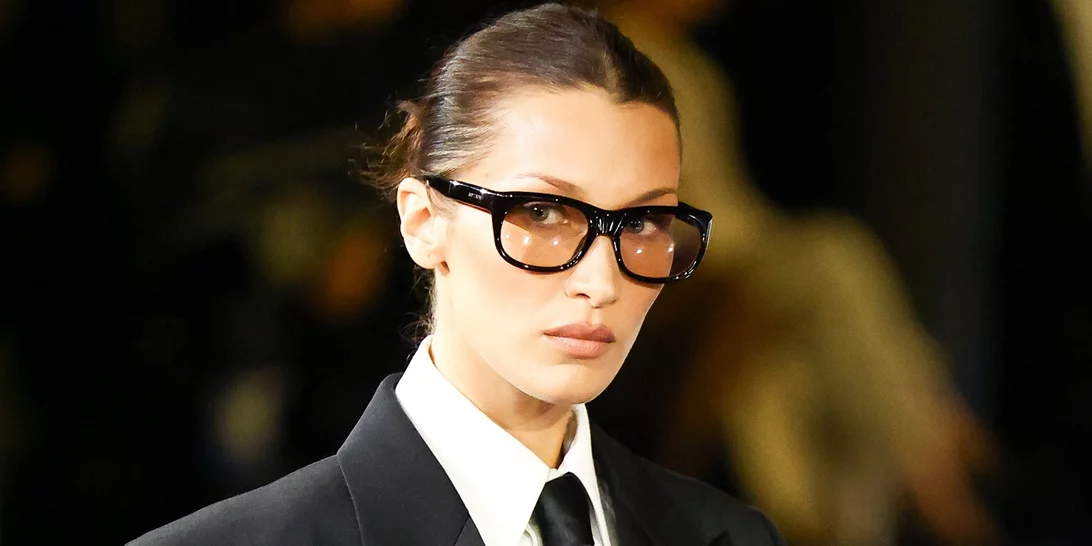 Bella Hadid | Η ενυδατική κρέμα με χρώμα που φορά καθημερινά αντί για foundation