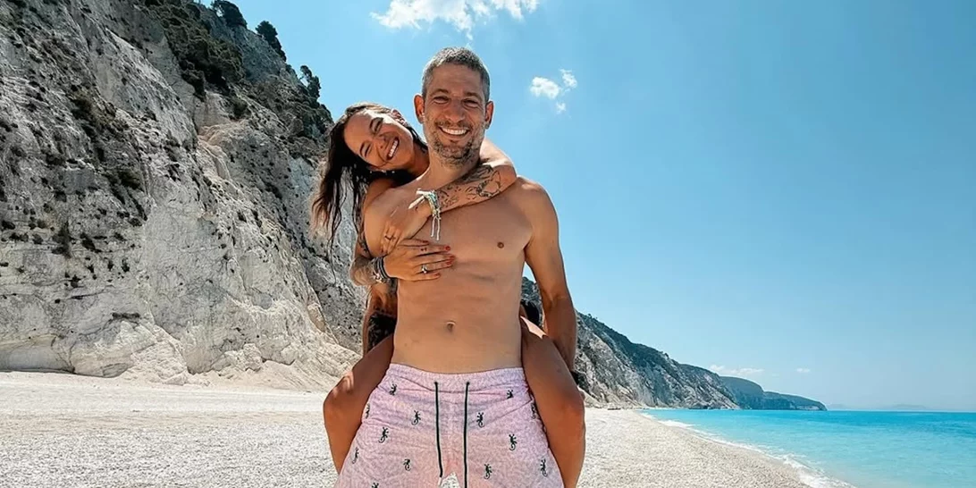 Στη θάλασσα με τα αγόρια της η Εριέττα Κούρκουλου Λάτση | Οι φωτογραφίες με τις καλοκαιρινές βουτιές του Νίκου