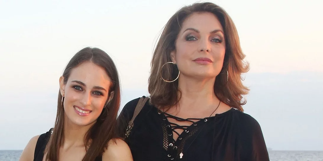 Μαρία Βοσκοπούλου | Η glamorous βραδινή έξοδος με τη μητέρα της, Άντζελα Γκερέκου