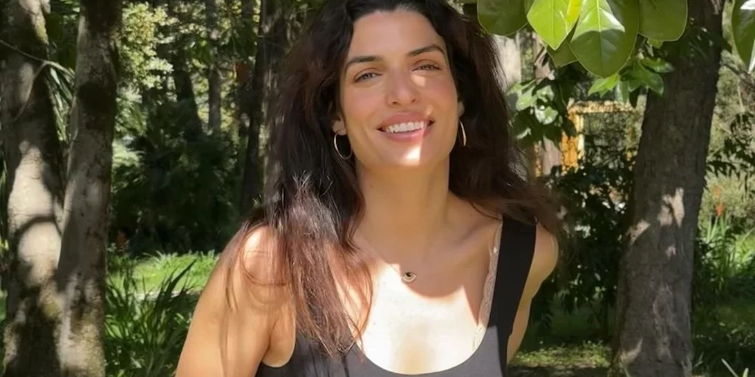 Τόνια Σωτηροπούλου | Το total H&M look της είναι στο πιο κομψό color combo του καλοκαιριού