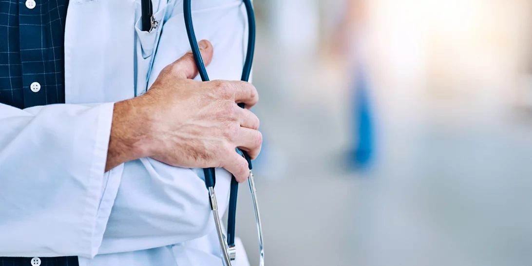 Αρχίζει η επιστράτευση των γιατρών: Ποιες ειδικότητες είναι δύσκολο να βρεθούν - Ετοιμάζονται τα φύλλα πορείας