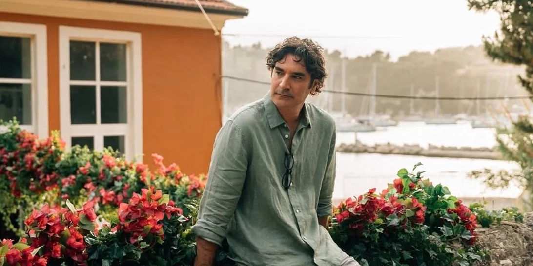 "O Χριστόφορος Παπακαλιάτης είναι ατάλαντος" | Ποιος ξεστόμισε την "edgy" αυτή ατάκα για τον αγαπημένο δημιουργό;