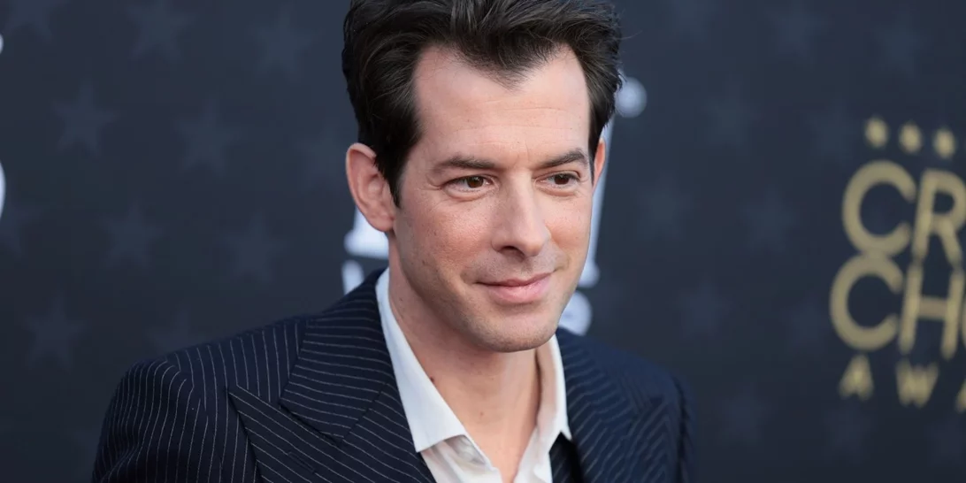 Ο Μαρκ Ρόνσον κυκλοφόρησε τα απομνημονεύματά του "Night People- How to Be a DJ in ’90s New York City"