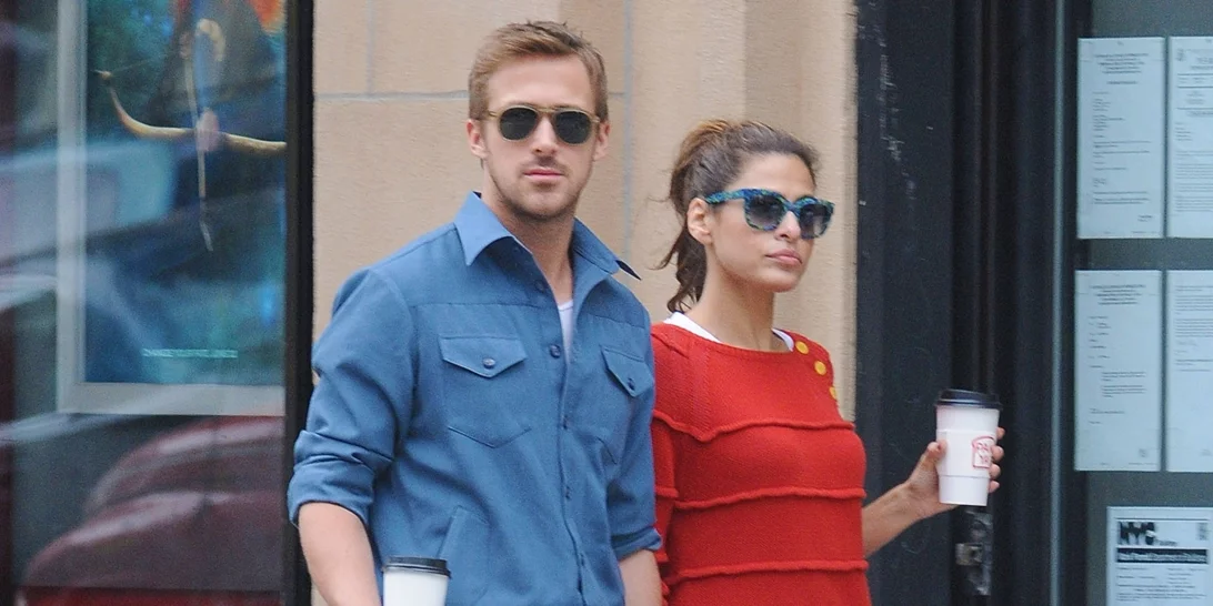 Η Eva Mendes και ο Ryan Gosling βρίσκονται στην Ελλάδα | Οι άκρως καλοκαιρινές φωτογραφίες στην Αντίπαρο