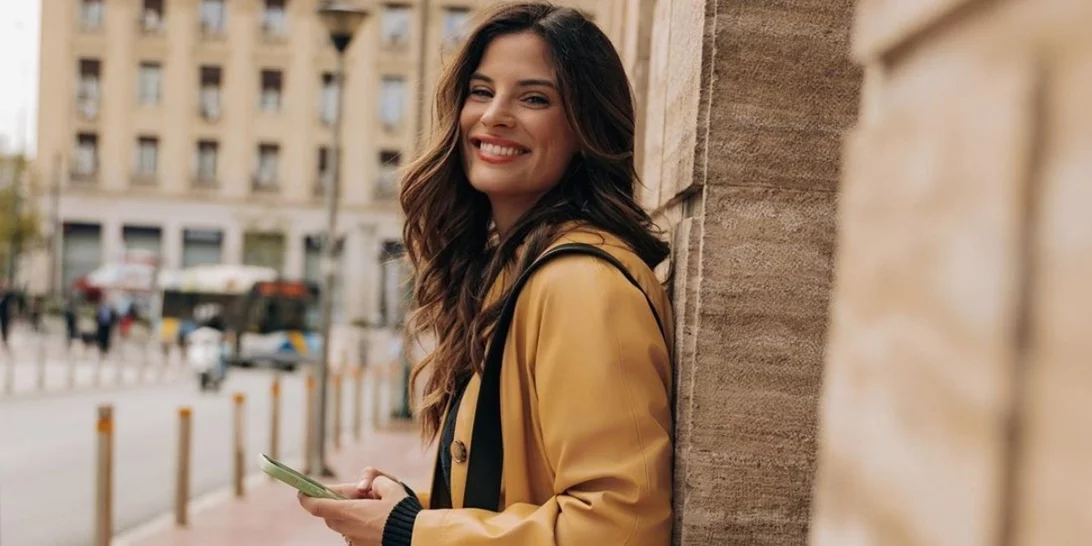 Γιατί φέτος θα φορέσεις ένα καλσόν σαν αυτό της Χριστίνας Μπόμπα