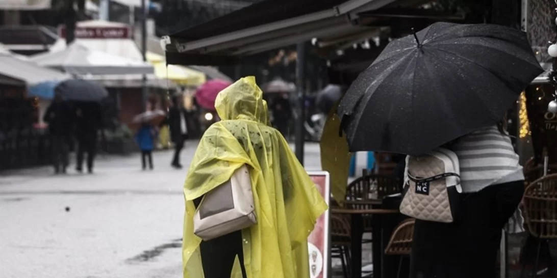 Συνεχίζεται το κύμα κακοκαιρίας με χειμωνιάτικες θερμοκρασίες, καταιγίδες και χιόνια - Πότε επιστρέφει η άνοιξη