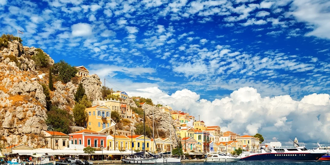 Τετραήμερο Πρωτομαγιάς | 5 κοντινοί και οικονομικοί προορισμοί για να "πιάσεις" τον Μάη