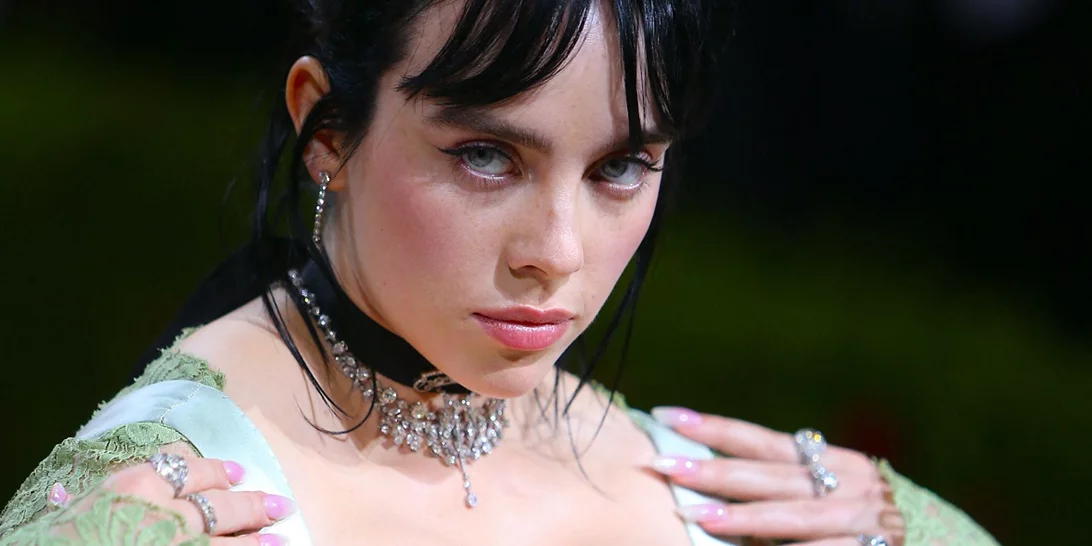 Met Gala 2022 | Το κυρίαρχο nail trend στο κόκκινο χαλί που -πίστεψέ μας- θα θέλεις να υιοθετήσεις