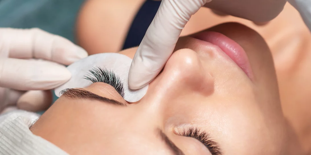 Mermaid Lashes | Το εντυπωσιακό εφέ που μπορούν να αποκτήσουν οι βλεφαρίδες σου