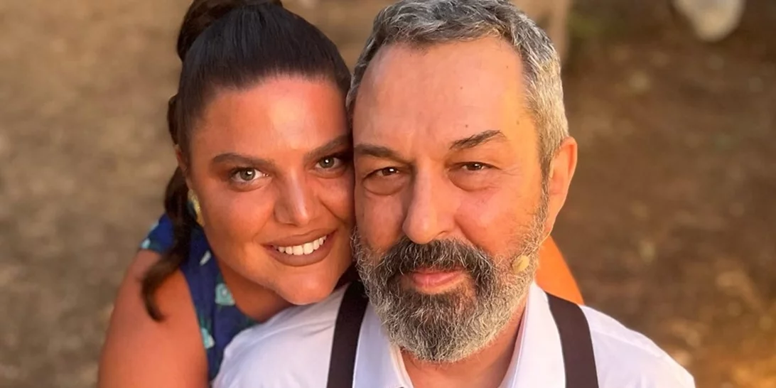 Η Δανάη Μπάρκα στηρίζει δημόσια τον Χρήστο Χατζηπαναγιώτη: "Περήφανη κόρη"