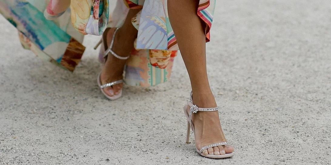 Πεντικιούρ | 5 χρώματα που θα κάνουν την εμφάνισή σου να δείχνει πιο "ακριβή"