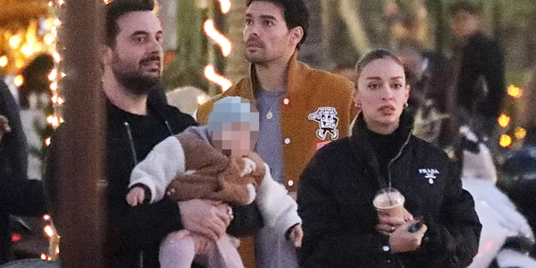 Σπάνια εμφάνιση | Η Ελένη Φουρέιρα μαζί με τον Αλμπέρτο Μποτία και τον 11 μηνών γιο τους