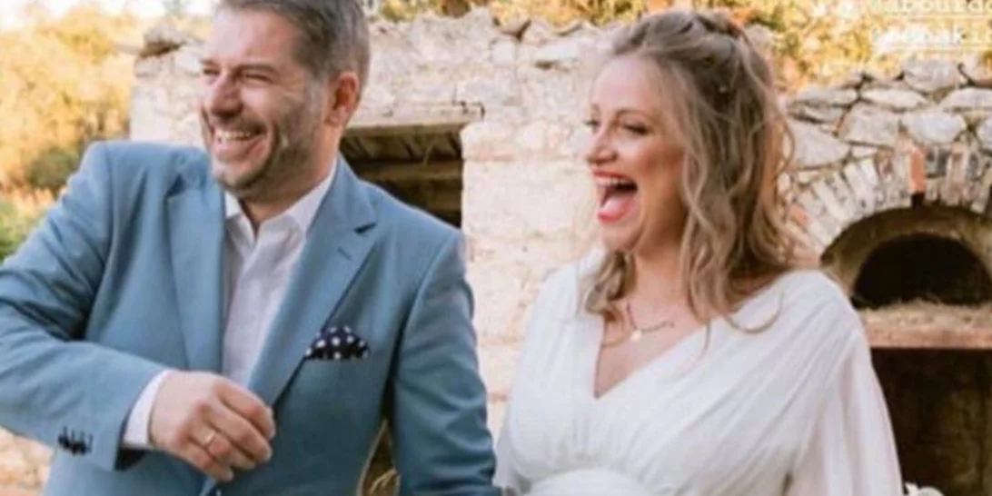 Αλέξανδρος Μπουρδούμης - Λένα Δροσάκη | Βάφτισαν τον γιο τους, υπό άκρα μυστικότητα