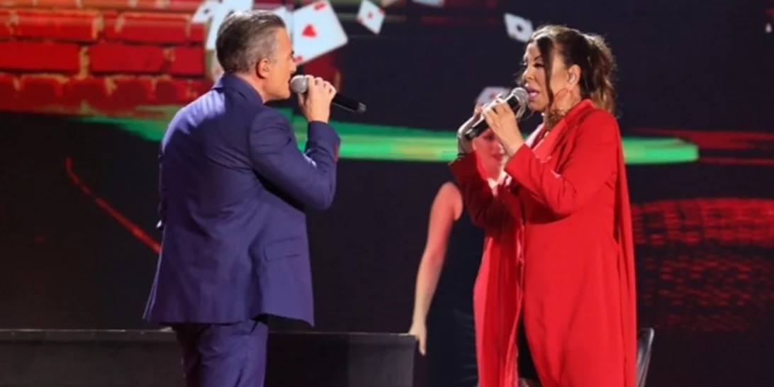 J2US | Όλες οι ανατρεπτικές εμφανίσεις του έβδομου live show