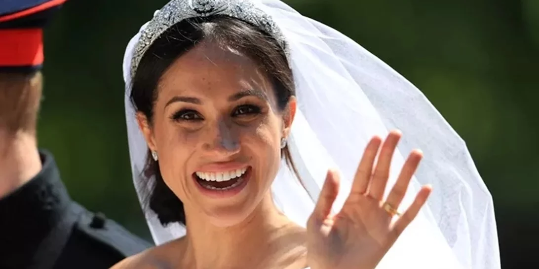 Η κίνηση του βασιλιά Καρόλου στον γάμο της Meghan Markle και του πρίγκιπα Harry | Η φωτογραφία που την αποκαλύπτει