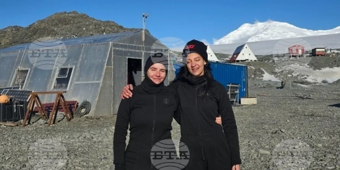 ΒΤΑ | Ελληνίδες ωκεανολόγοι πραγματοποιούν την πρώτη επιστημονική κατάδυση από τη βουλγαρική βάση Άγιος Κλήμης της Οχρίδας στη Ανταρκτική