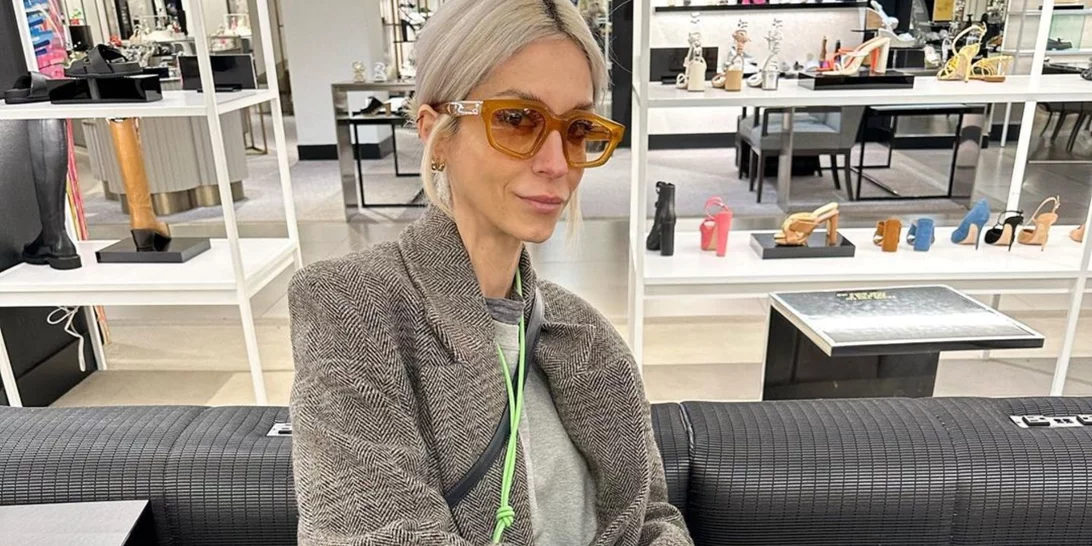 Σοφία Καρβέλα | Προτείνει έναν εναλλακτικό τρόπο για να συνδυάσεις το blazer την άνοιξη