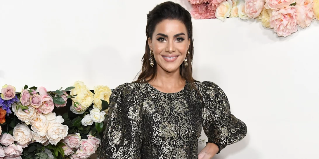 10 glam looks για να υποδεχτείς με στιλ το 2025