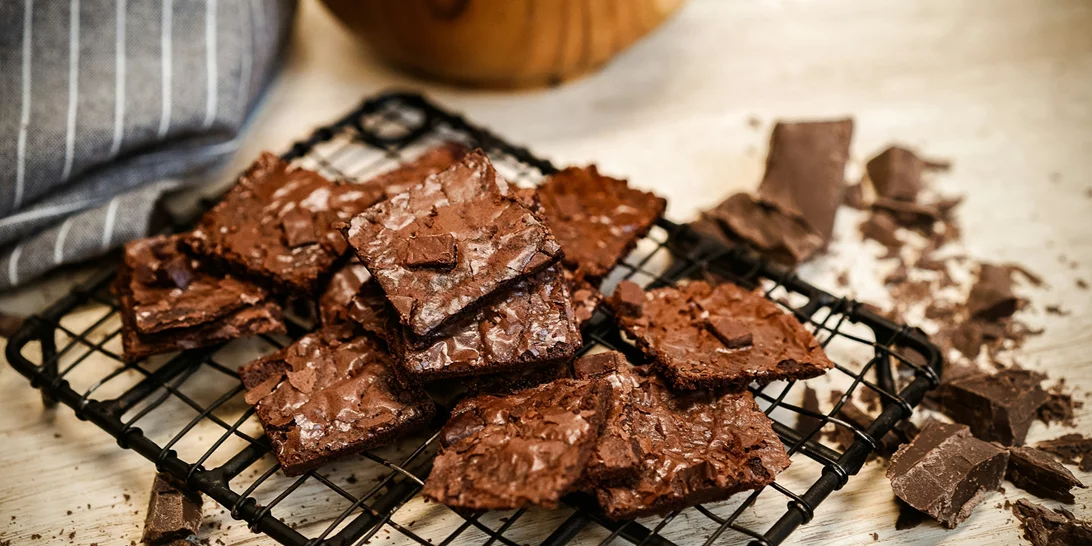 Θρεπτικά σοκολατάκια χωρίς τύψεις | Με 3 μόνο υλικά