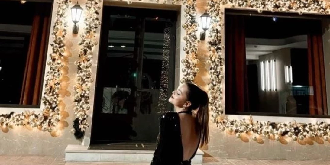 Μαριτίνα Ντενίση | Διασκέδασε σε νυχτερινό μαγαζί της Θεσσαλονίκης - Με μαύρη ολόσωμη φόρμα