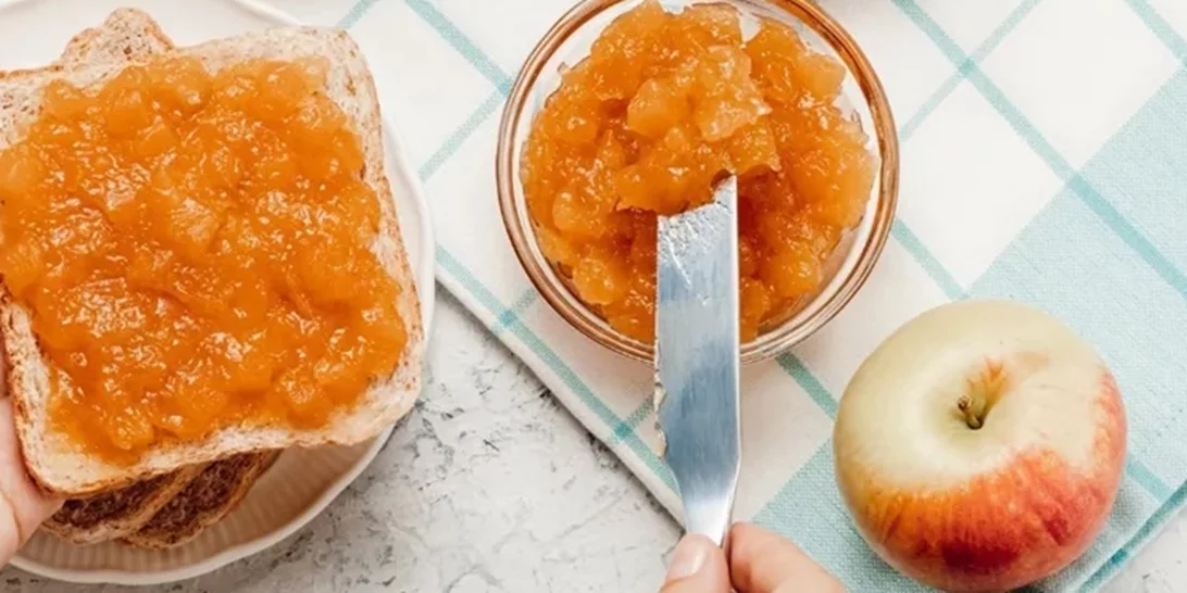 Σπιτική μαρμελάδα μήλου με 2 υλικά