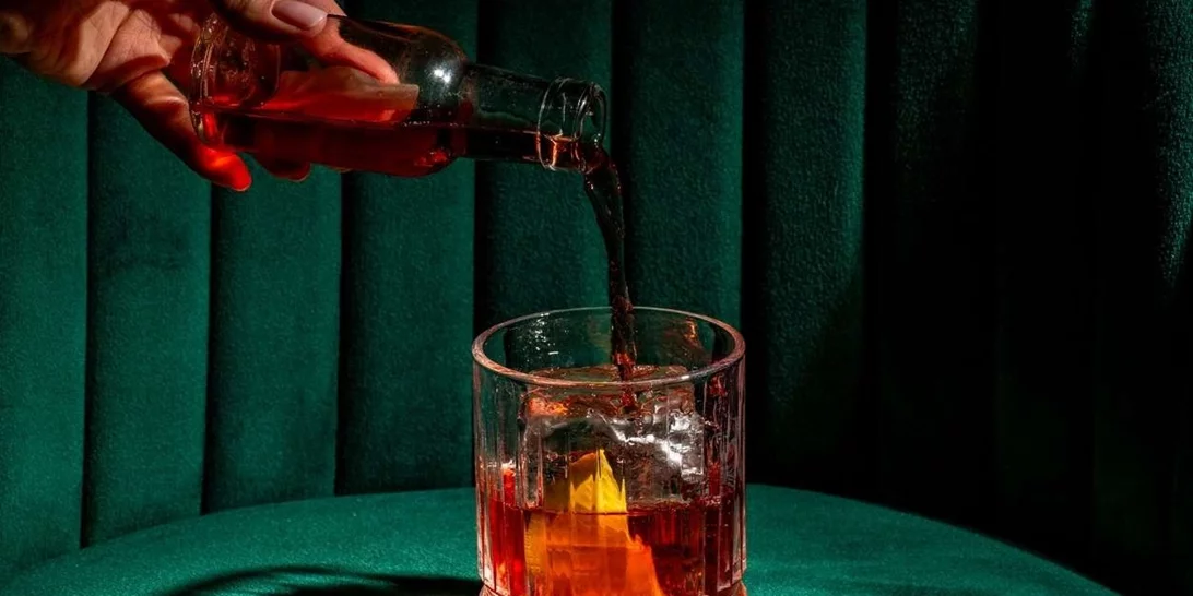 Πώς η Αθήνα λάτρεψε τη συνήθεια του aperitivo