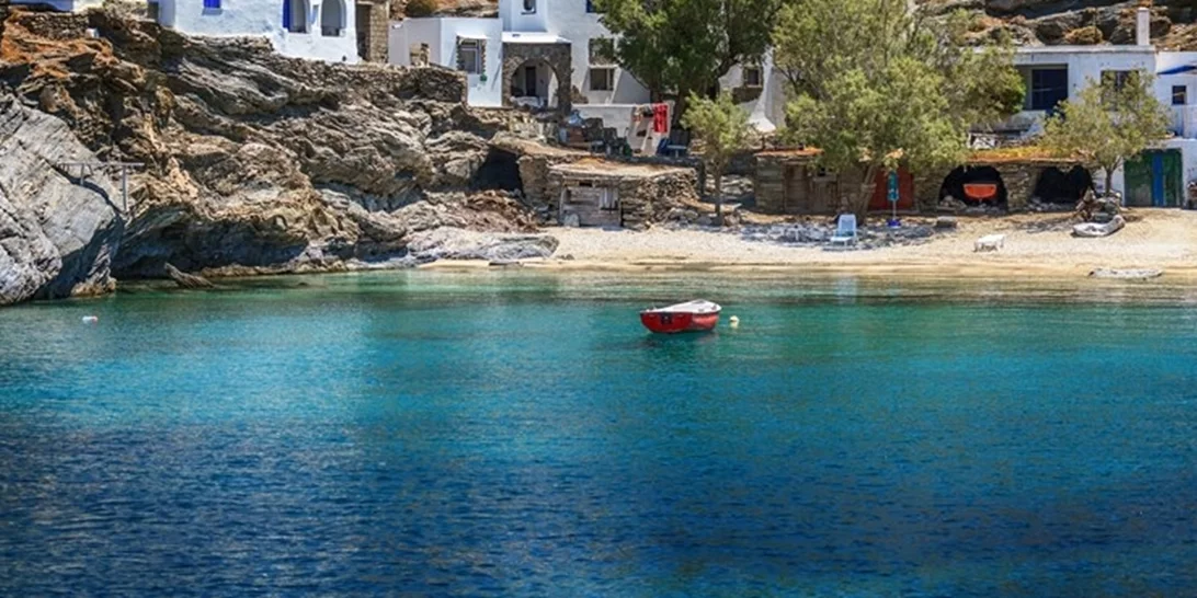 Η La Repubblica υμνεί το ομορφότερο χωριό της Τήνου