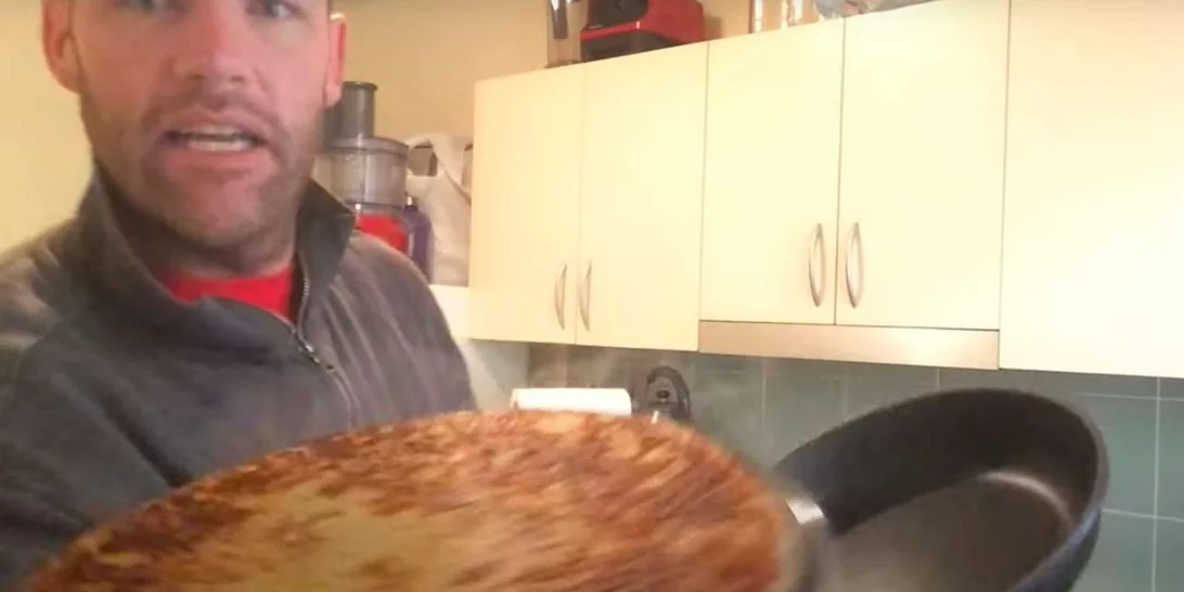 Ένας άντρας έτρωγε μόνο πατάτες για έναν χρόνο και ιδού τι του συνέβη (video)