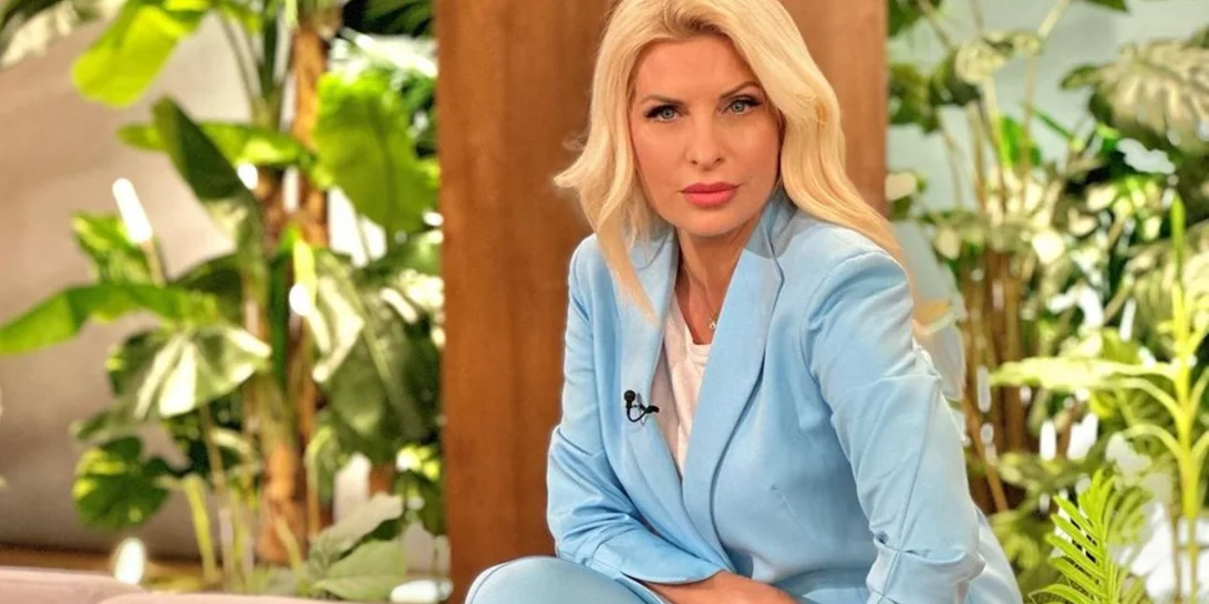 Ελένη Μενεγάκη | Τι επέλεξε να φορέσει στην πρεμιέρα της εκπομπής της