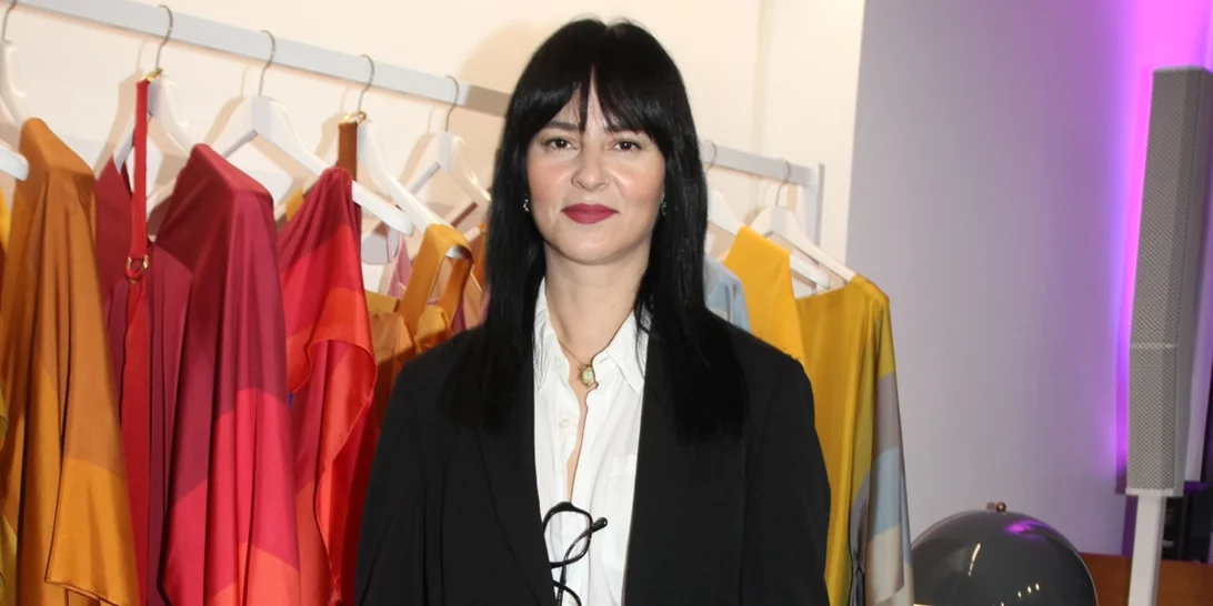 Η Ζενεβιέβ Μαζαρί φόρεσε τα πιο άνετα και σταθερά ψηλοτάκουνα που ταιριάζουν στο office style σου