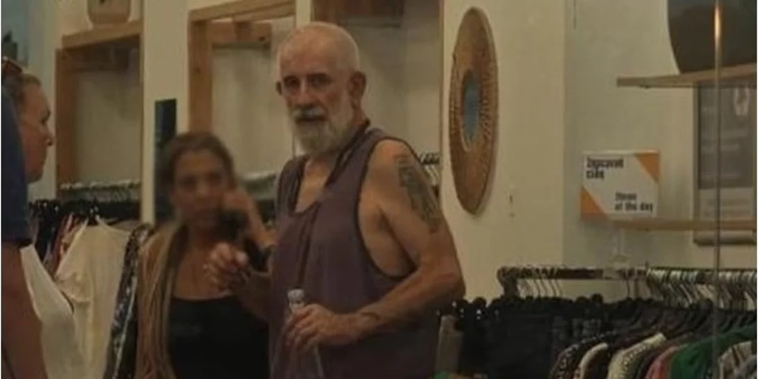 Σε άσχημη ψυχολογική κατάσταση ο Πέτρος Φιλιππίδης - Τα σενάρια για το πώς ξεκίνησε η φωτιά στο σπίτι του