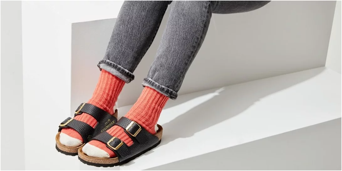 Αυτά τα σανδάλια είναι τα πιο ακριβά που έχουν γίνει ποτέ