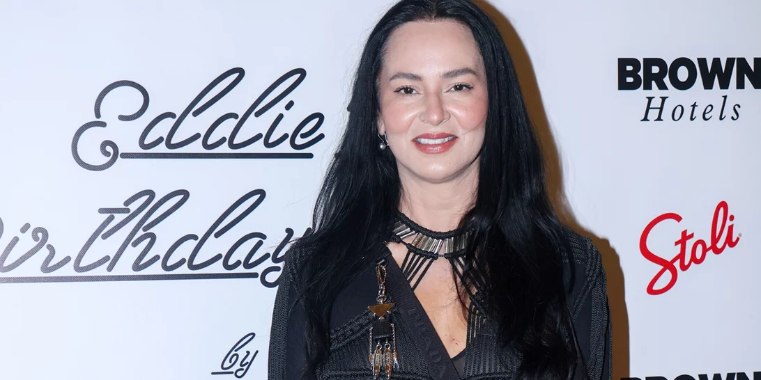 Ζενεβιέβ Μαζαρί | Με total black σύνολο στα γενέθλια του συνεργάτη της στο GNTM, Έντι Γαβριηλίδη