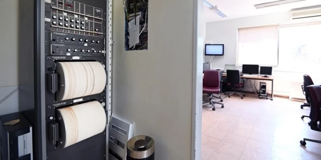 Προβληματισμένοι οι σεισμολόγοι για την έντονη σεισμική δραστηριότητα | "Δεν αποκλείεται σεισμός πάνω από 6,5 Ρίχτερ"