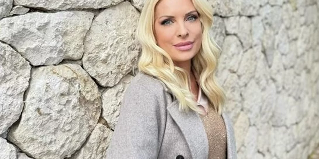 Το 1997 στο "Χάος" | Η Ελένη Μενεγάκη σε μία εμφάνιση που είχε συζητηθεί (πολύ)