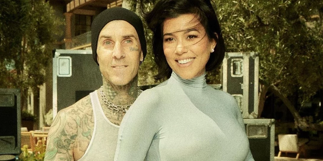 Για τέταρτη φορά μαμά Kourtney Kardashian | Γέννησε το παιδί του Travis Barker
