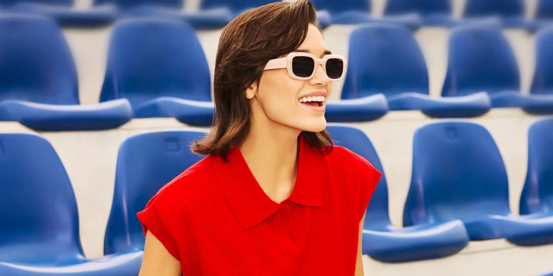 Τα μοντέρνα γυαλιά ηλίου που θα κάνουν τη διαφορά στο καλοκαιρινό σας στιλ