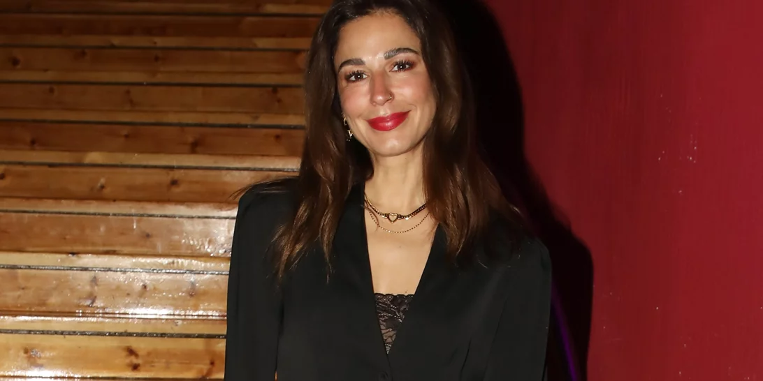 Κατερίνα Παπουτσάκη | Ο σέξι χορός με mini κόκκινο φόρεμα