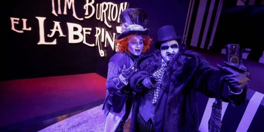 Ο ΤΙμ Μπάρτον στην Πόλη του Μεξικού εγκαινίασε την έκθεση "The Labyrinth"