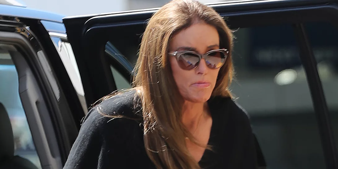 Η Caitlyn Jenner ανακοινώνει την υποψηφιότητά της για τη θέση του κυβερνήτη της Καλιφόρνιας