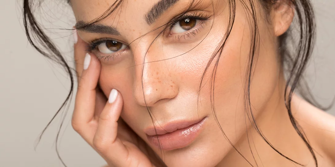 Ice Globes | Η μέθοδος περιποίησης που μειώνει το οίδημα και "ξεκουράζει" την επιδερμίδα του προσώπου